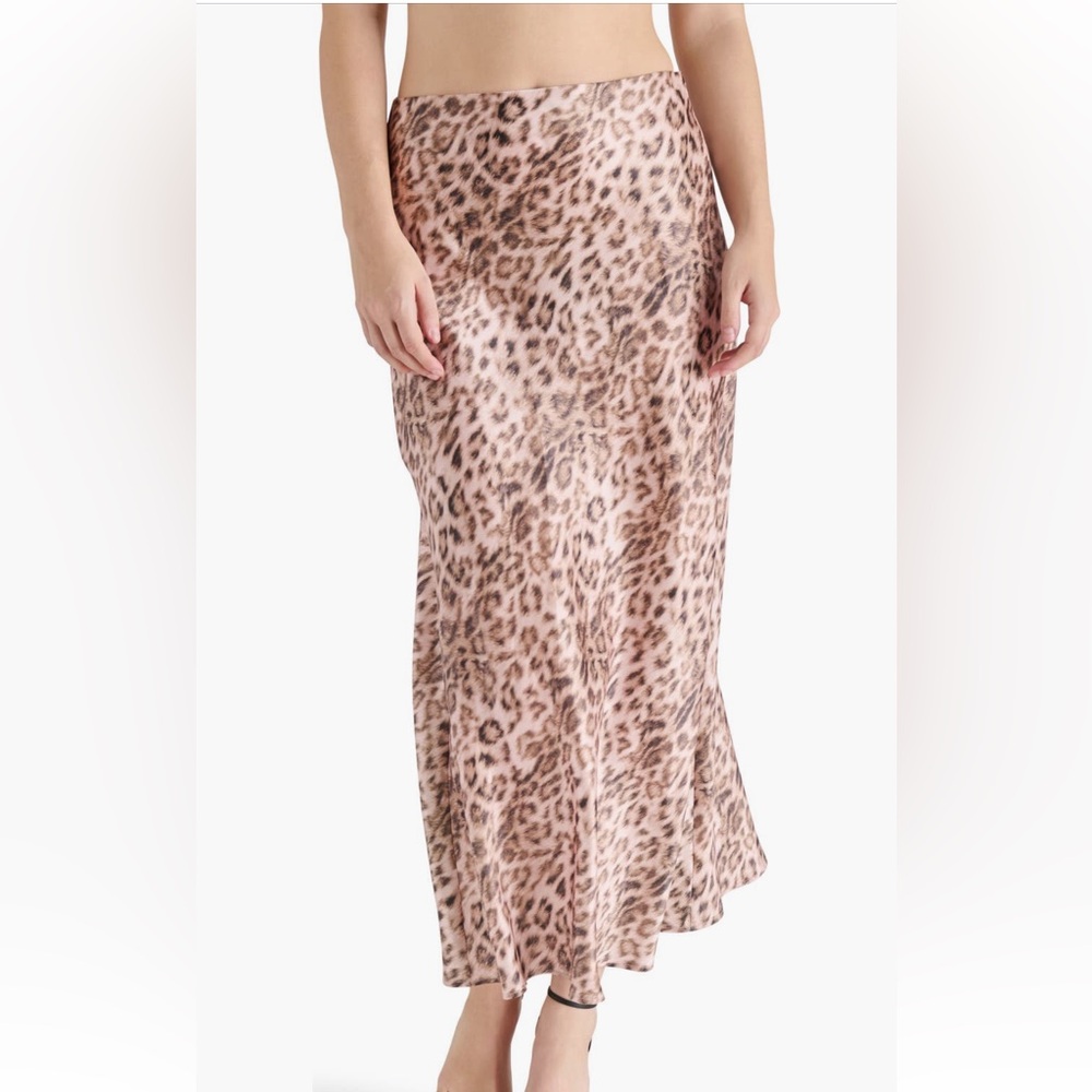 NWT Steve Madden Leopard Print slip Skirt size small